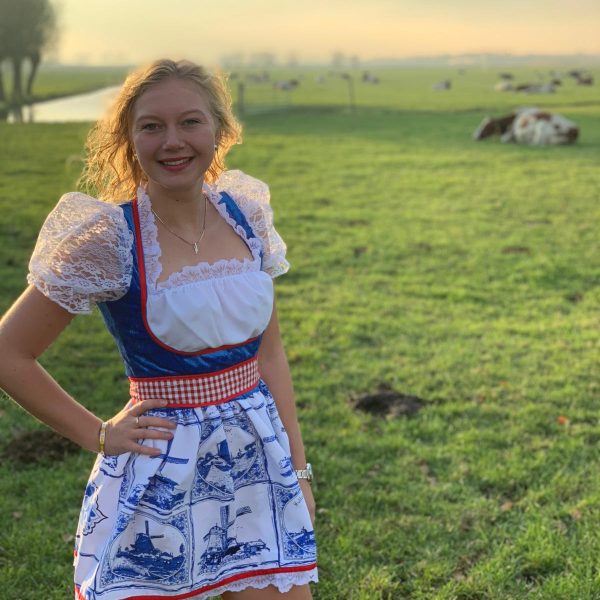 Oudhollandse jurkjes huren