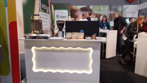 Lounge bar koffie en stroopwafels